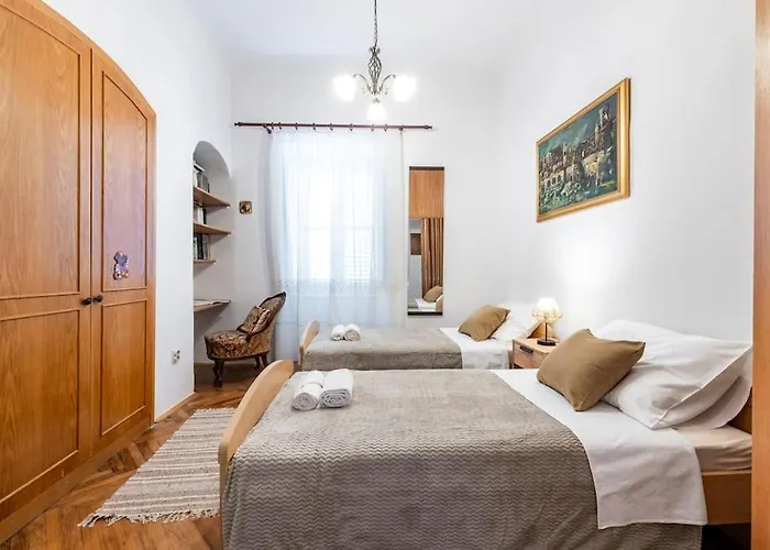 Apartament Heritage Hideaway