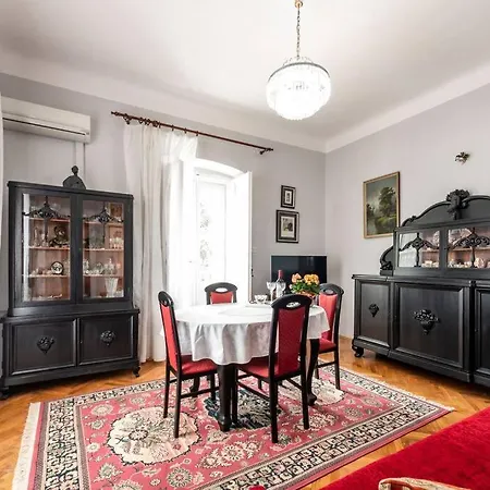 Apartment Heritage Hideaway